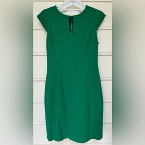 Tahari petite shift dress with front keyhole